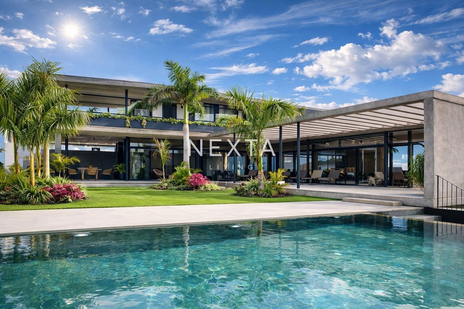 Modern villa with sea views and private pool in Playa Paraíso